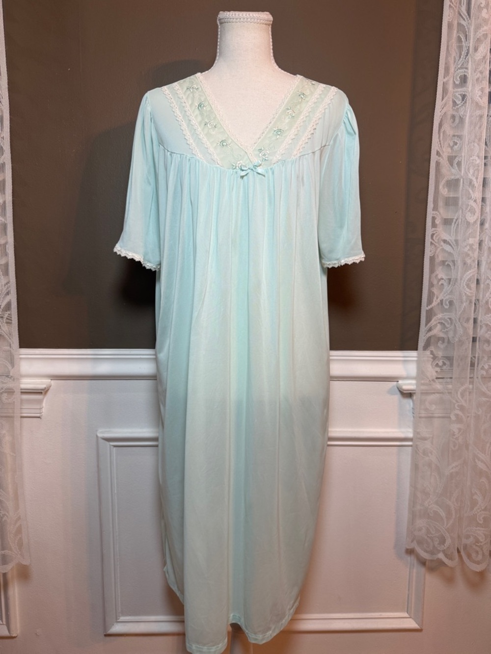Vintage Amanda Stewart Blue Nylon Nightgown Lace Trim M/L